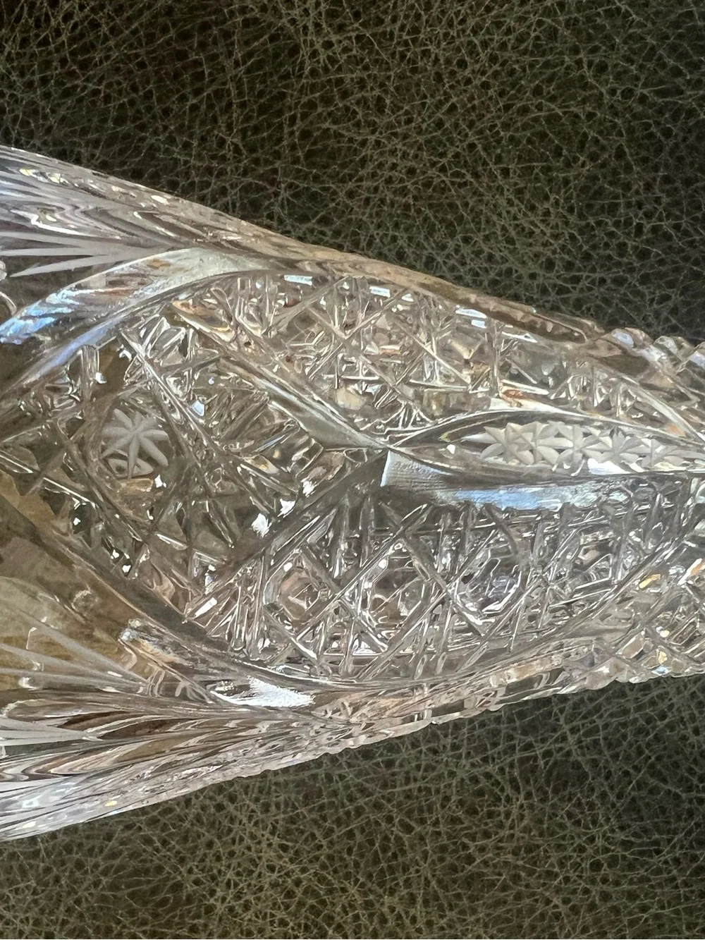 Crystal Vintage clear cut